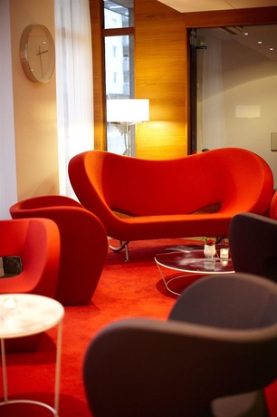 Imagen de los interiores del Hotel Profilhotels Savoy. Foto 12