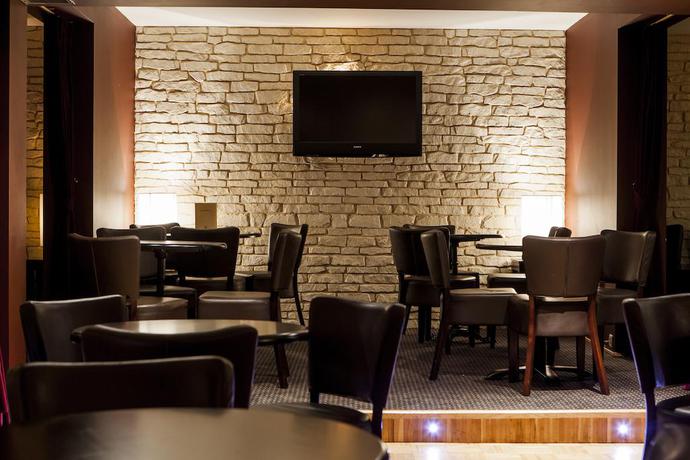 Imagen del bar/restaurante del Hotel Progress. Foto 5