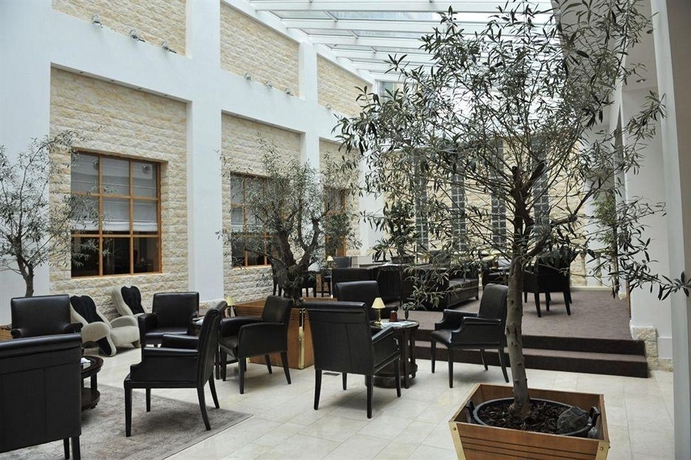 Imagen de los interiores del Hotel Progress. Foto 14