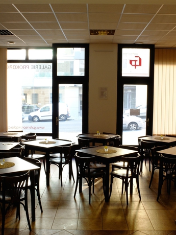 Imagen del bar/restaurante del Hotel Prokopka. Foto 3