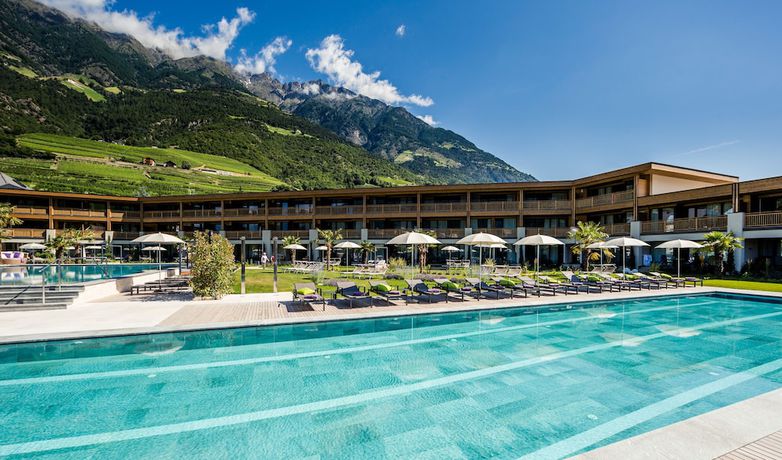 Imagen de la piscina del Hotel Prokulus. Foto 15