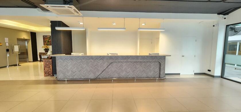 Imagen general del Hotel Prom, Bangkok. Foto 10
