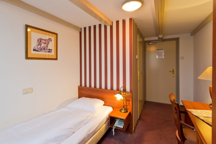 Imagen de la habitación del Hotel Promenade, Baarn. Foto 13