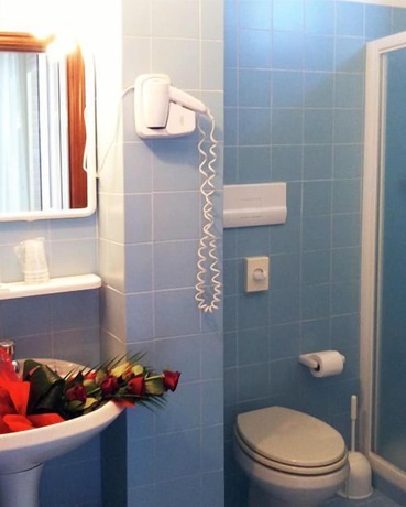 Imagen de la habitación del Hotel Promenade, Gabicce Mare. Foto 5
