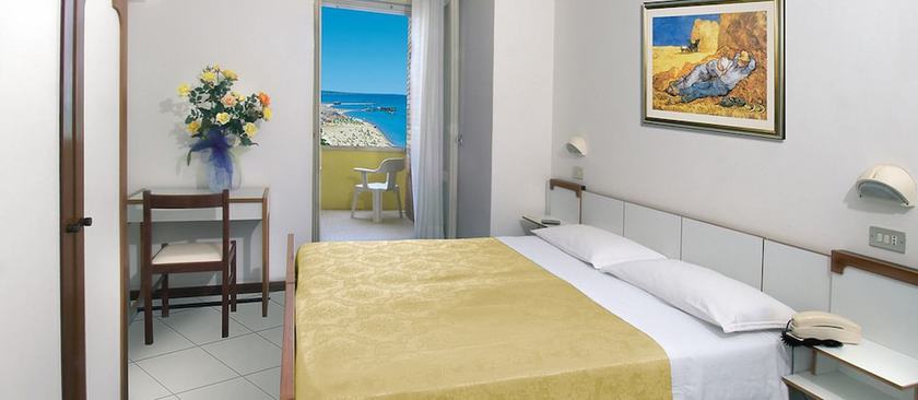 Imagen de la habitación del Hotel Promenade, Gabicce Mare. Foto 11