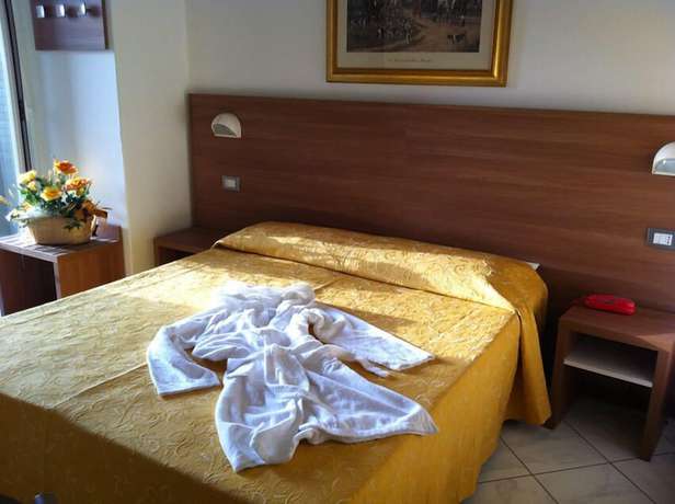 Imagen de la habitación del Hotel Promenade, Gabicce Mare. Foto 13