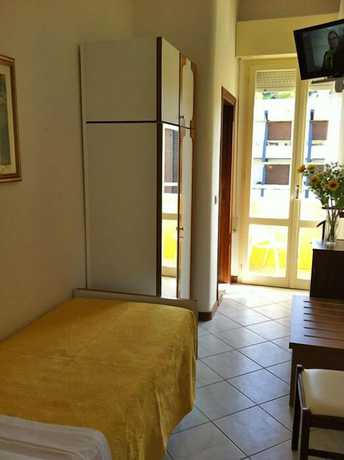 Imagen de la habitación del Hotel Promenade, Gabicce Mare. Foto 16