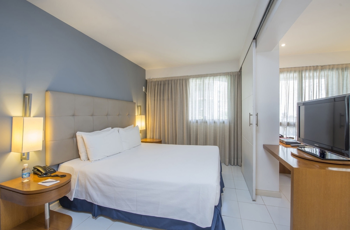 Imagen de la habitación del Hotel Promenade Princess Copacabana. Foto 10