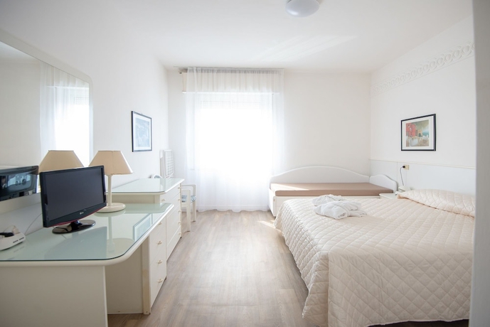 Imagen de la habitación del Hotel Promenade Riccione. Foto 12