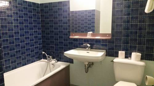 Imagen de la habitación del Hotel Promotel. Foto 3