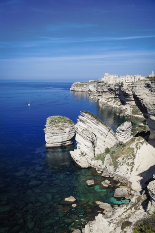 Imagen de los exteriores del Hotel Propriano Arena Bianca. Foto 13