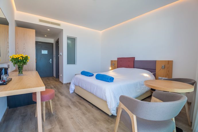 Imagen de la habitación del Hotel Protaras Plaza. Foto 8