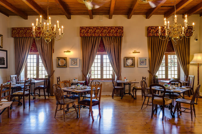 Imagen del bar/restaurante del Hotel Protea By Marriott Cape Town Mowbray. Foto 2