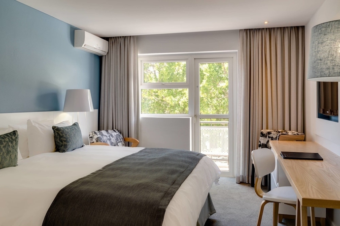 Imagen de la habitación del Hotel Protea By Marriott Cape Town Sea Point. Foto 11