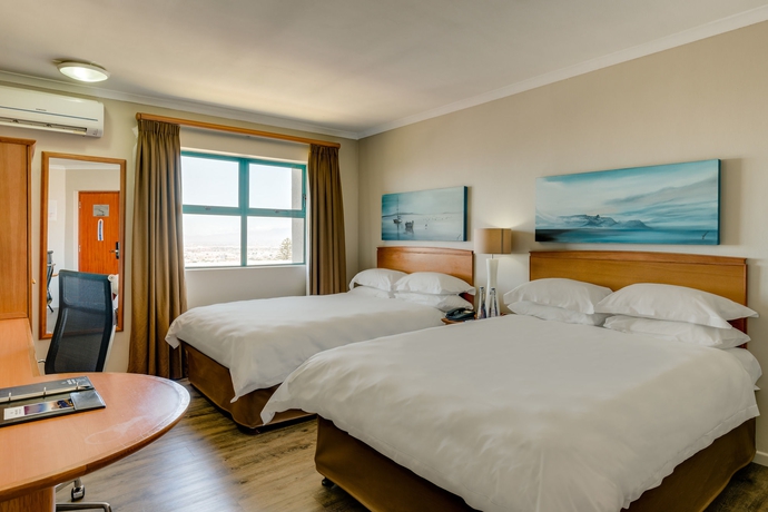 Imagen de la habitación del Hotel Protea By Marriott Cape Town Tyger Valley. Foto 6