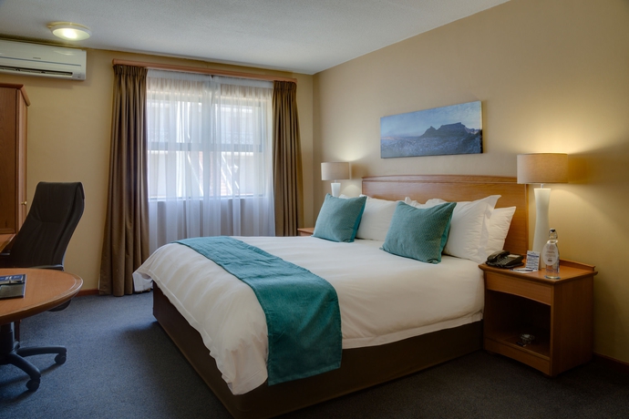 Imagen de la habitación del Hotel Protea By Marriott Cape Town Tyger Valley. Foto 12