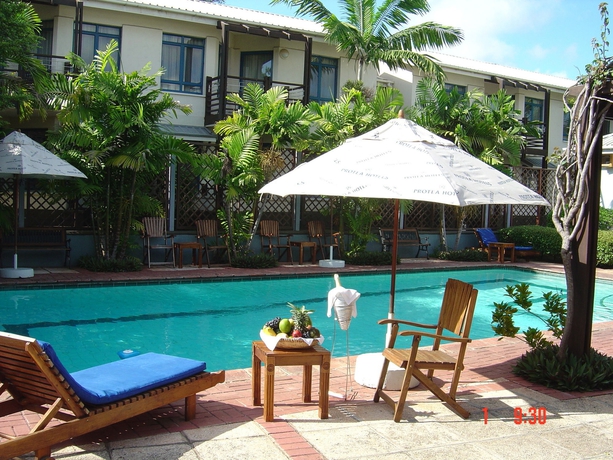 Imagen de la piscina del Hotel Protea By Marriott Dar Es Salaam Oyster Bay. Foto 14