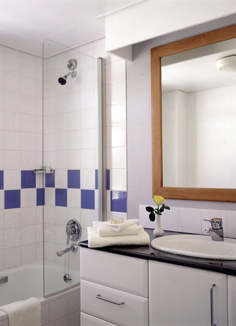 Imagen de la habitación del Hotel Protea By Marriott Dar Es Salaam Oyster Bay. Foto 9