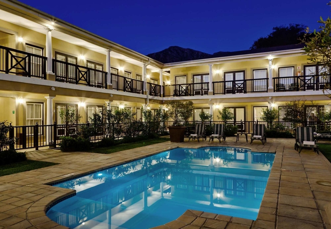 Imagen de los interiores del Hotel Protea By Marriott Franschhoek. Foto 8