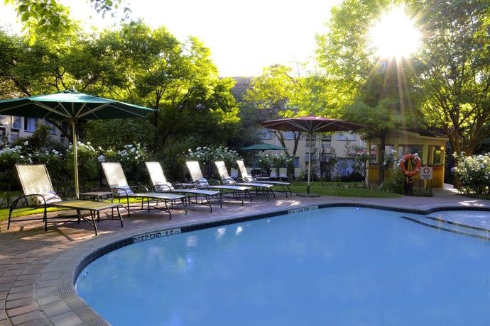 Imagen general del Hotel Protea By Marriott Johannesburg Balalaika Sandton. Foto 9