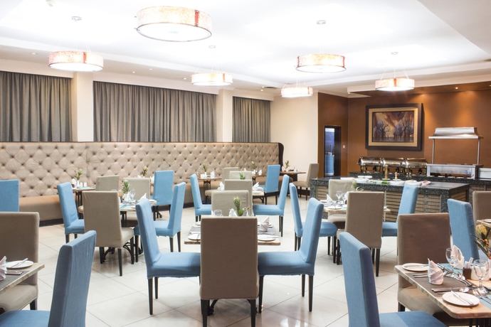 Imagen del bar/restaurante del Hotel Protea By Marriott Lusaka. Foto 2
