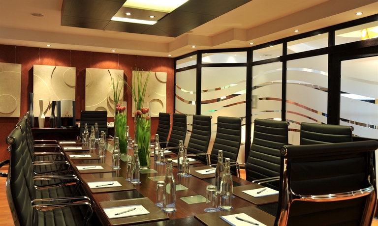 Imagen de los interiores del Hotel Protea By Marriott Midrand. Foto 15