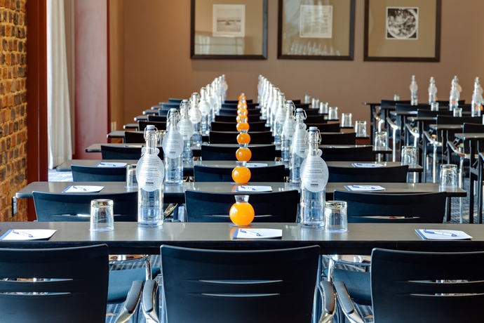 Imagen de los interiores del Hotel Protea By Marriott O.r. Tambo Airport. Foto 9