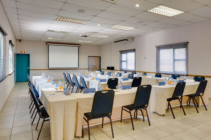 Imagen del bar/restaurante del Hotel Protea By Marriott Polokwane Landmark. Foto 2