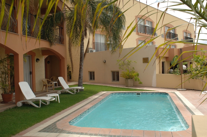 Imagen de la piscina del Hotel Protea By Marriott Windhoek Furstenhof. Foto 14