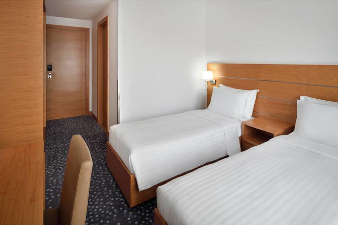 Imagen de los interiores del Hotel Protea Constantine. Foto 17
