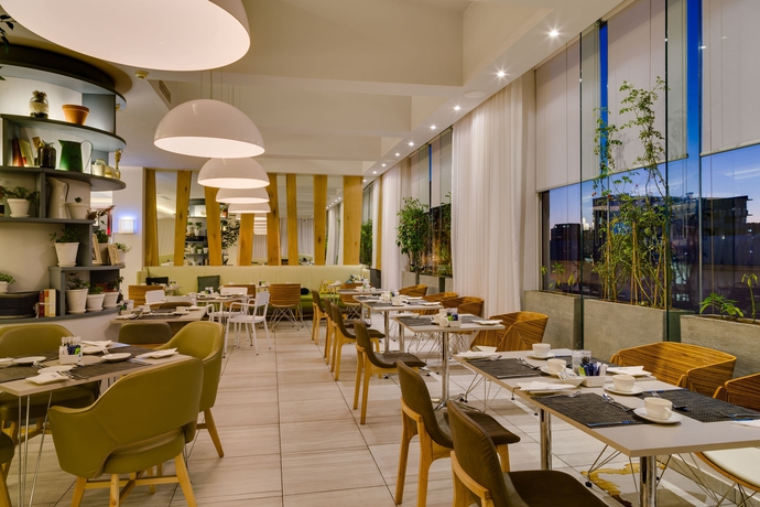 Imagen del bar/restaurante del Hotel Protea Fire and Ice By Marriott Cape Town. Foto 6