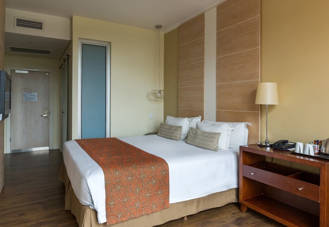 Imagen de la habitación del Hotel Protea Fire and Ice! By Marriott Durban Umhlanga Ridge. Foto 4