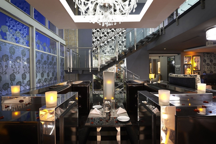 Imagen del bar/restaurante del Hotel Protea Fire and Ice By Marriott Jhb Melrose Arch. Foto 5