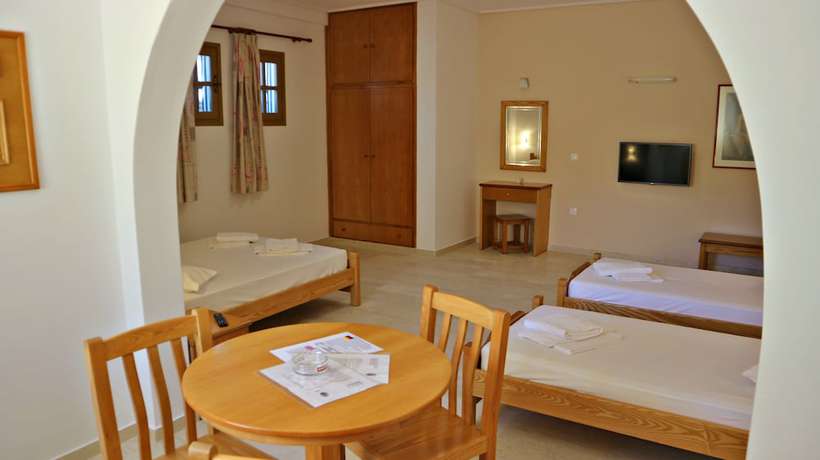 Imagen de la habitación del Hotel Proteas and Suites. Foto 2