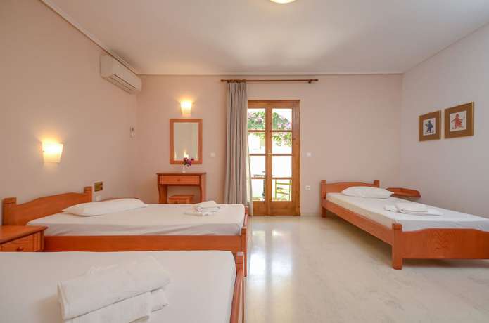 Imagen de la habitación del Hotel Proteas and Suites. Foto 5