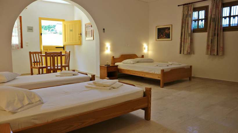 Imagen de la habitación del Hotel Proteas and Suites. Foto 9