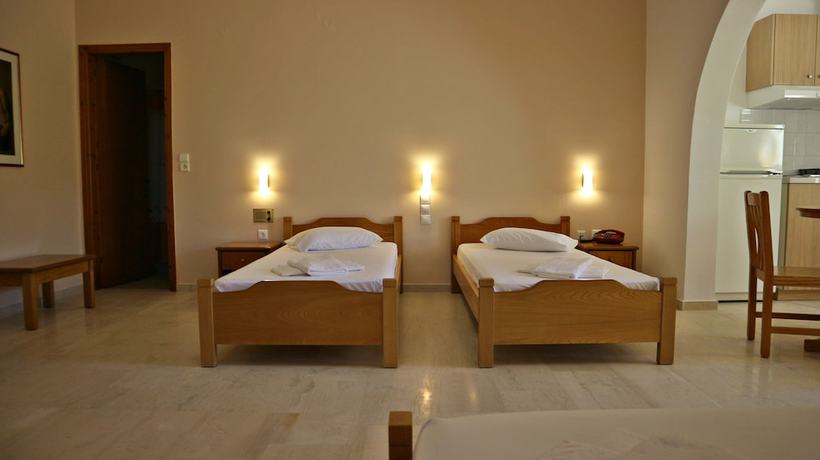 Imagen de la habitación del Hotel Proteas and Suites. Foto 18