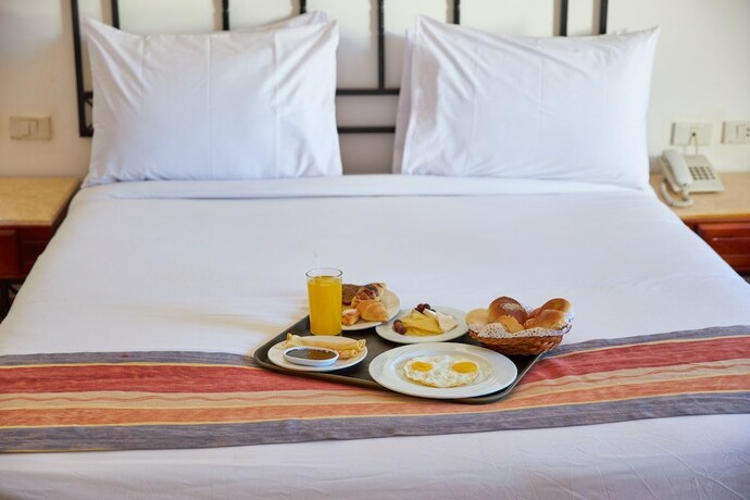 Imagen general del Hotel Protels Crystal Beach Resort. Foto 9