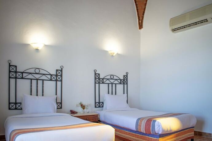 Imagen de la habitación del Hotel Protels Crystal Beach Resort. Foto 13