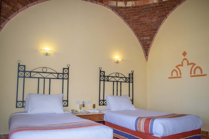 Imagen de la habitación del Hotel Protels Crystal Beach Resort. Foto 14