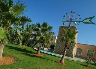 Imagen de los exteriores del Hotel Protur Monte Safari. Foto 3