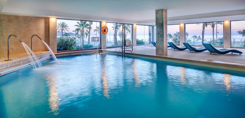 Imagen de la piscina del Hotel Protur Playa Cala Millor - Adults Only. Foto 16