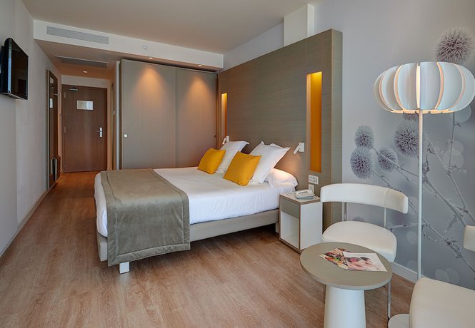 Imagen de la habitación del Hotel Protur Playa Cala Millor - Adults Only. Foto 12