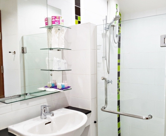 Imagen de la habitación del Hotel Proud Garden. Foto 7