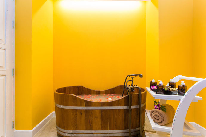 Imagen de los interiores del Hotel Proud Phuket. Foto 15