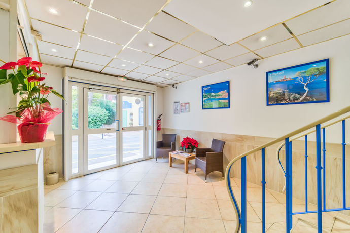 Imagen de la habitación del Hotel Provençal. Foto 9