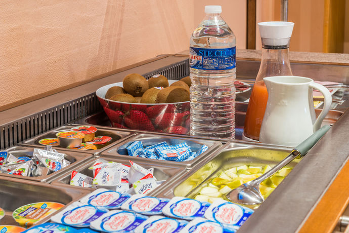 Imagen del bar/restaurante del Hotel Provençal. Foto 6