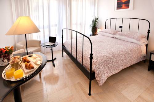 Imagen de la habitación del Hotel Provenza. Foto 5