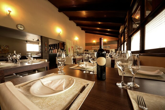 Imagen del bar/restaurante del Hotel Prov&iacute;ncia Flex De Francisco Beltr&atilde;o. Foto 8