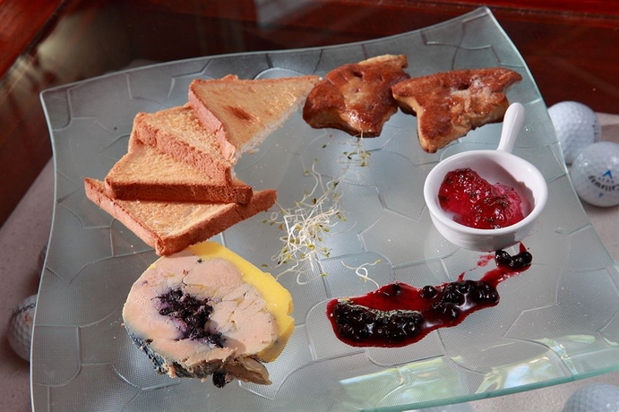 Imagen del bar/restaurante del Hotel Providence. Foto 5